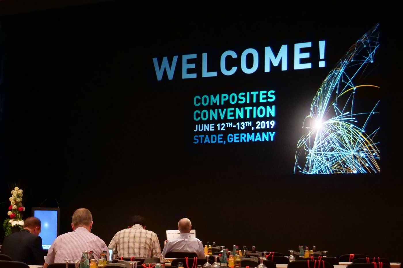 Schon zum siebten Mal stellte das LZH auf der Composites Convention in Stade laserbasierte Lösungen zur Bearbeitung von Verbundwerkstoffen vor. (Foto: LZH)