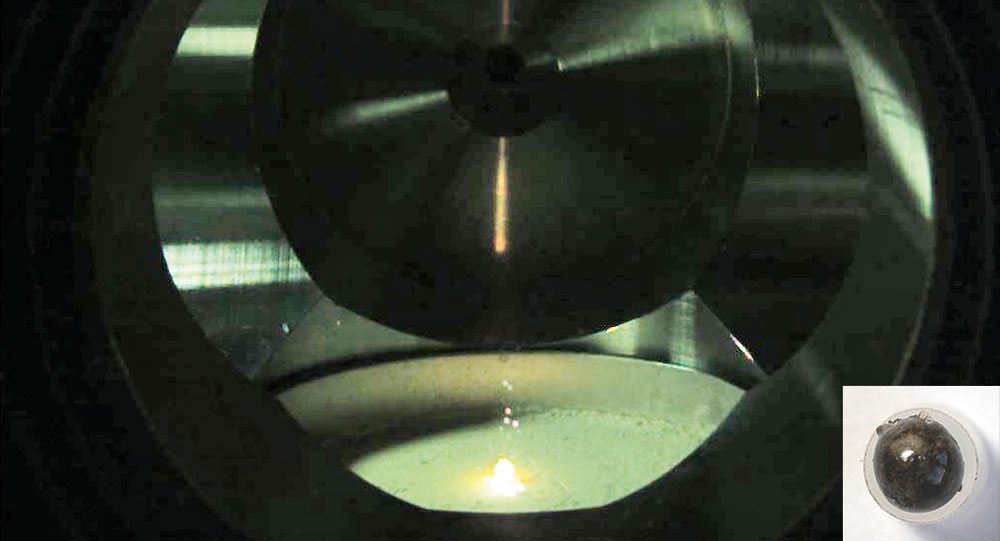 Melting moon dust into spheres under lunar conditions – the Einstein-Elevator of HITec makes this possible. (Photo: LZH/LUH/IRAS - HITec)
