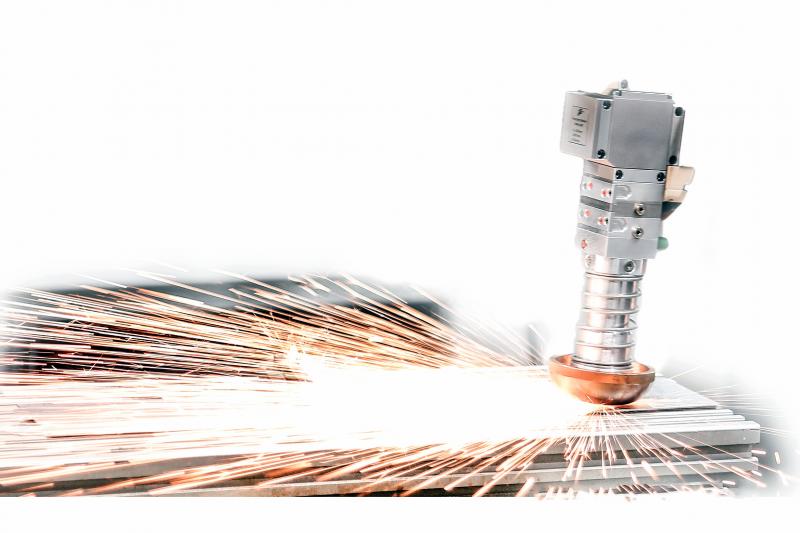 At the LASER World of PHOTONICS, the LZH will be presenting individual solutions, such as this mobile laser pro-cessing head for rescue operations. (Photo: LZH)