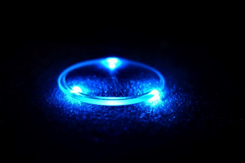 Figure 1: Experimental optic for the generation of the „Third Harmonic“ in layer systems. (Photo: LZH)